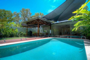 Iluka Beach Villa - Port Douglas